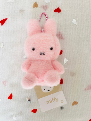 Miffy Fluffy Sitting Plush Keychain 8cm Pink Miffy
